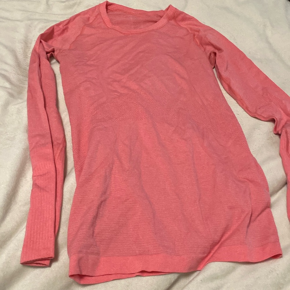 Lululemon Swiftly Tech Long Sleeve